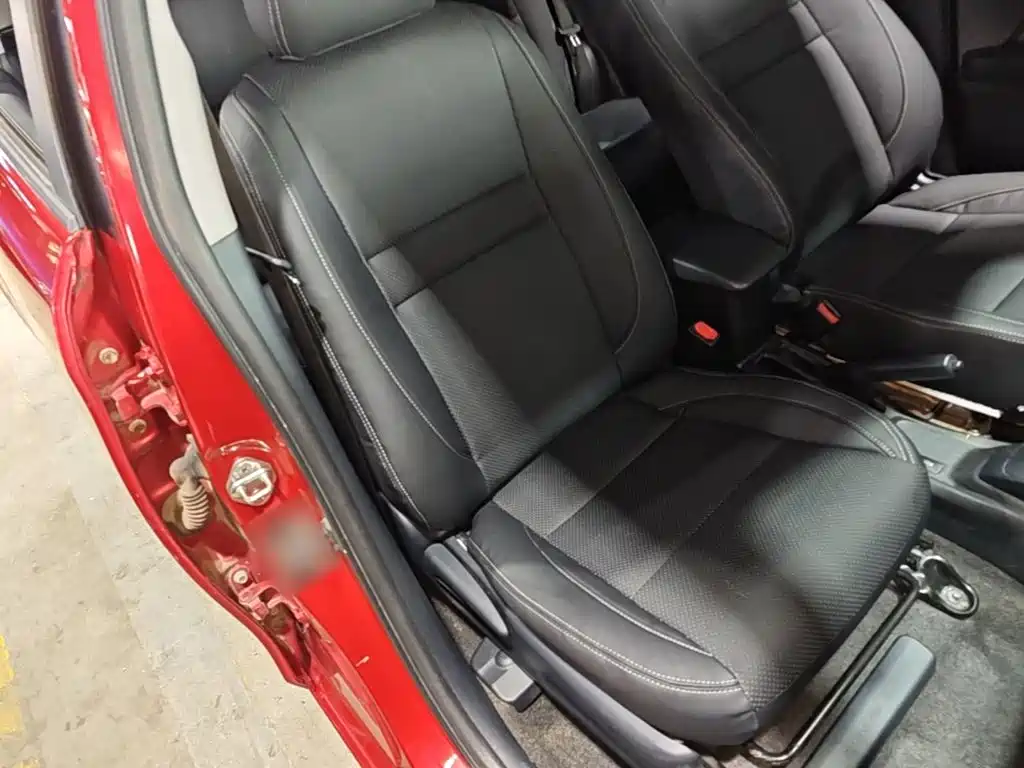 Toyota Yaris L 2016 — фото 25