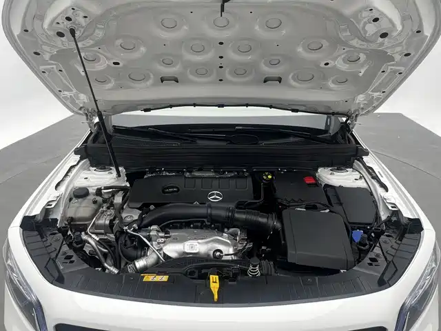 Mercedes-Benz GLB 2022 — фото 13