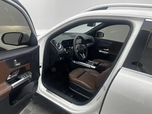 Mercedes-Benz GLB 2022 — фото 12