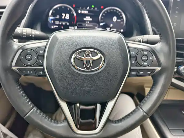 Toyota Camry 2023