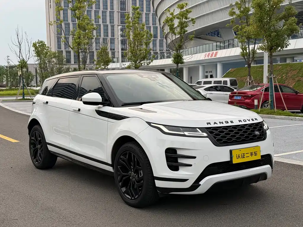 Land Rover Evoque 2023 — фото 9