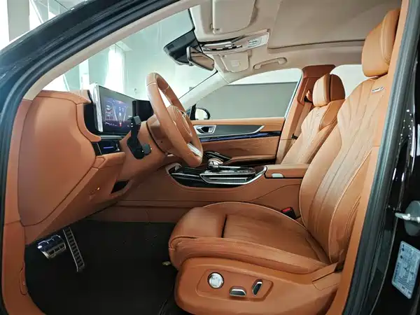 Hongqi H9 2024