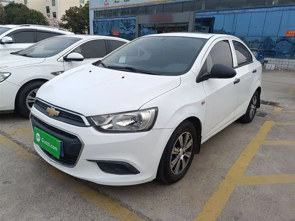 Chevrolet Aveo 2015 — фото 2