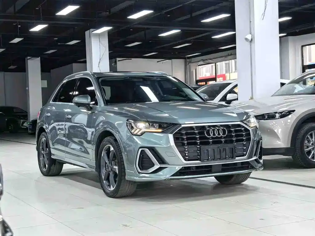 Audi Q3 2022 — фото 3