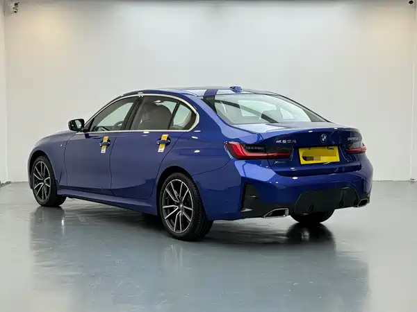 BMW 3 Series 2023