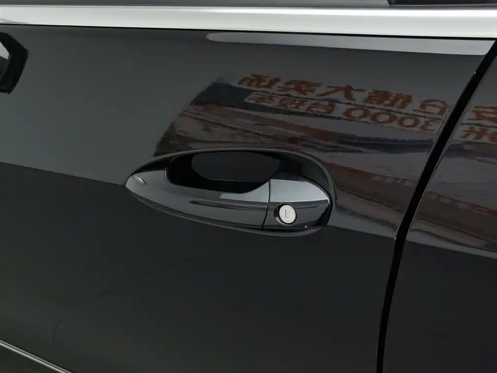 Mercedes-Benz E-Class 2015 — фото 18