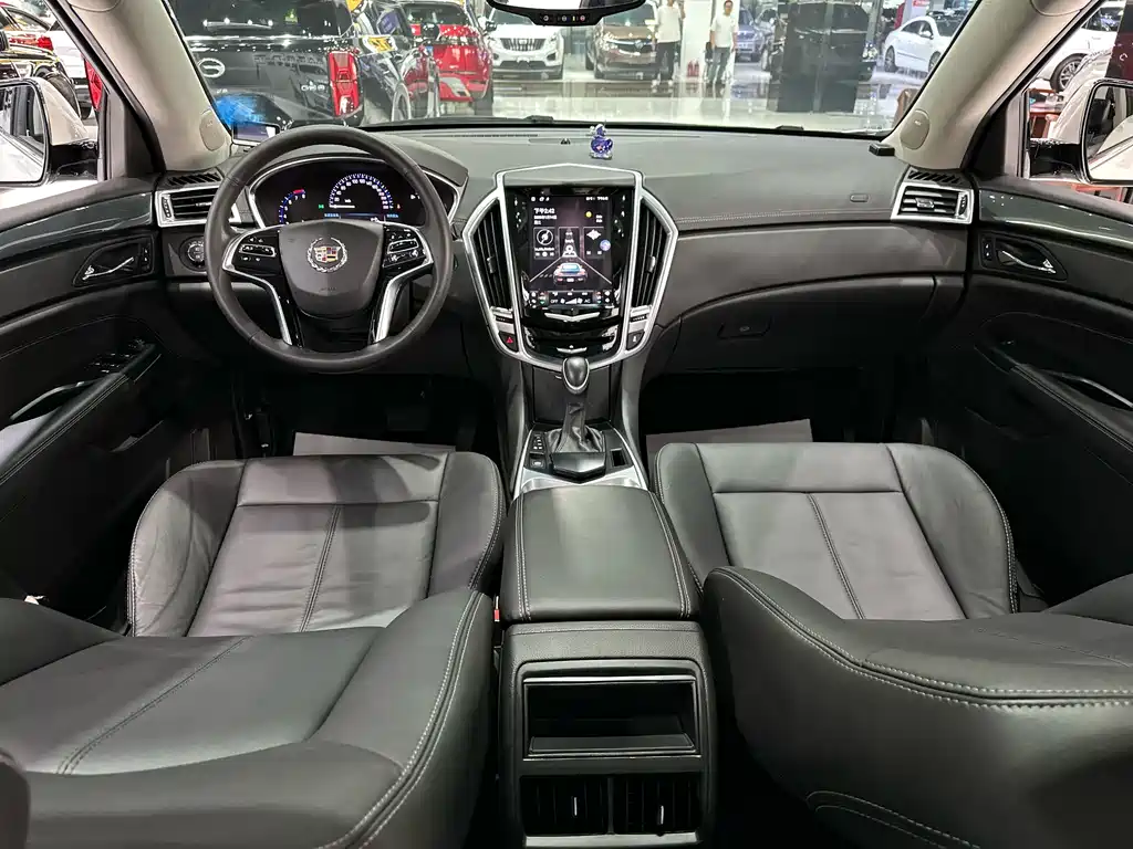 Cadillac SRX 2016 — фото 9