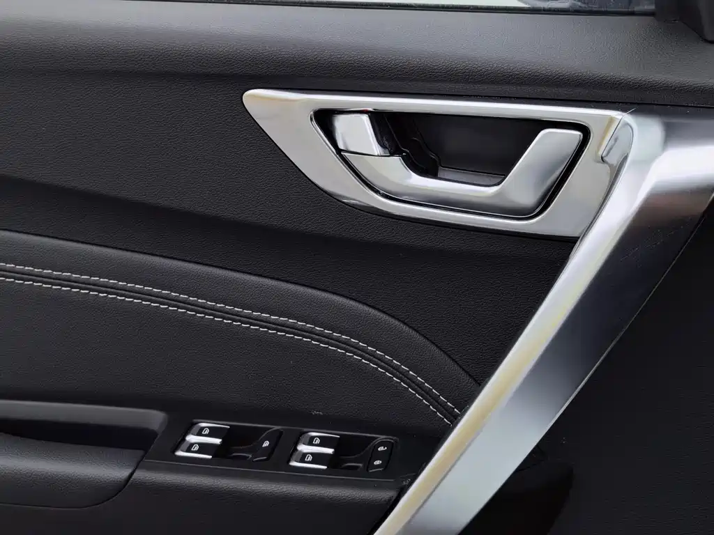 Geely Vision X3 2020 — фото 26