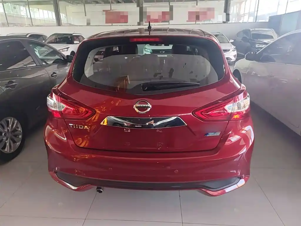 Nissan Tiida 2019 — фото 6