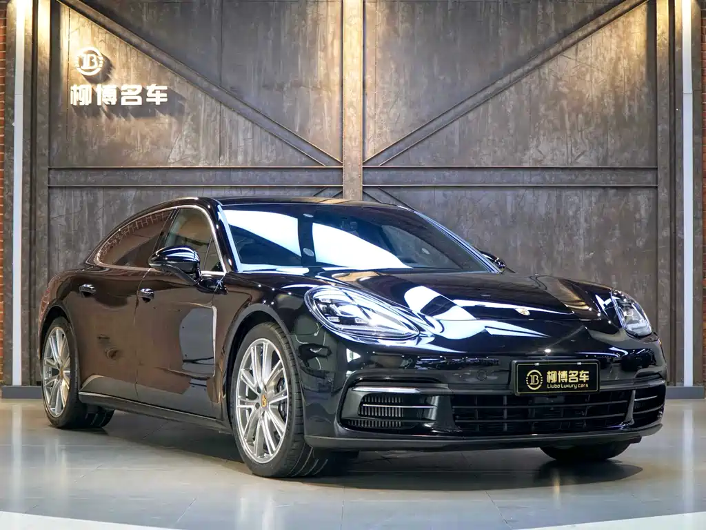 Porsche Panamera 2021 — фото 23