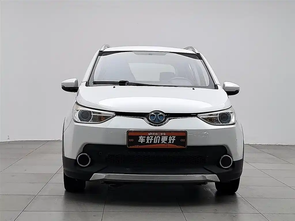 BAIC New Energy EC 2018 — фото 2