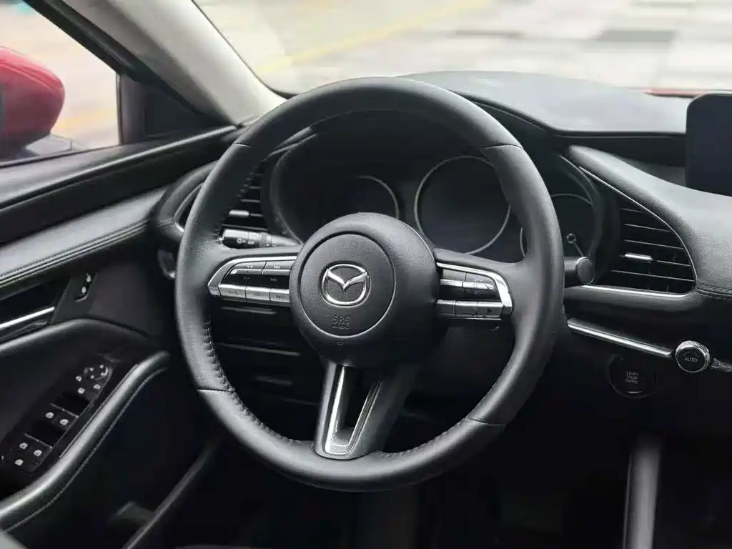 Mazda 3 Axela 2020