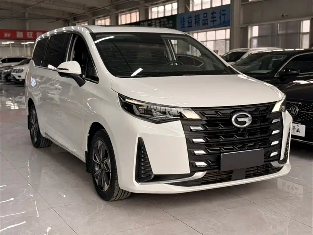 GAC Motor Trumpchi M6 2022 — фото 2