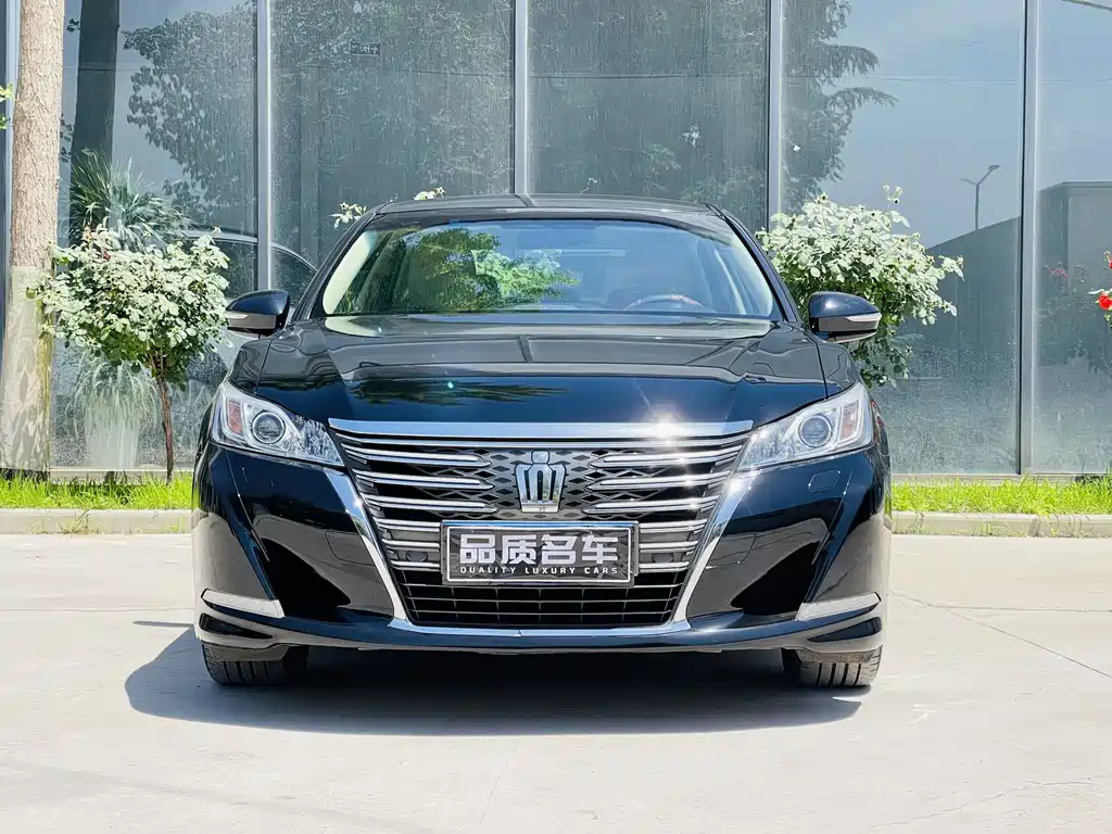 Toyota Crown 2017 — фото 3