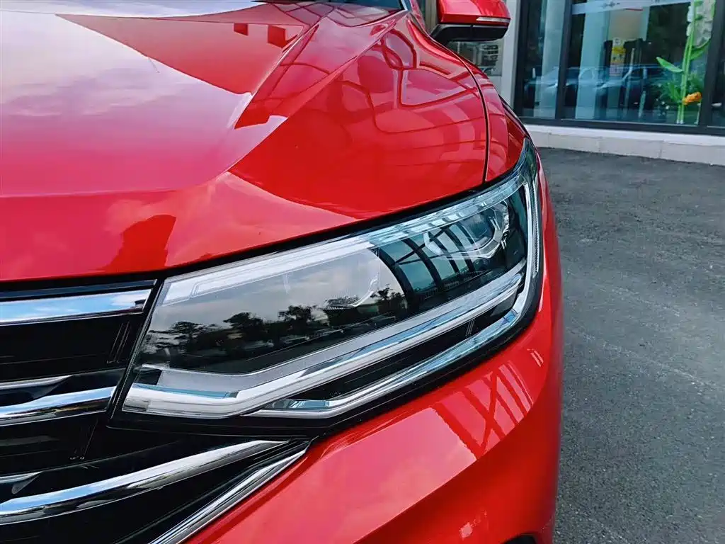 Volkswagen Tiguan X 2021 — фото 15