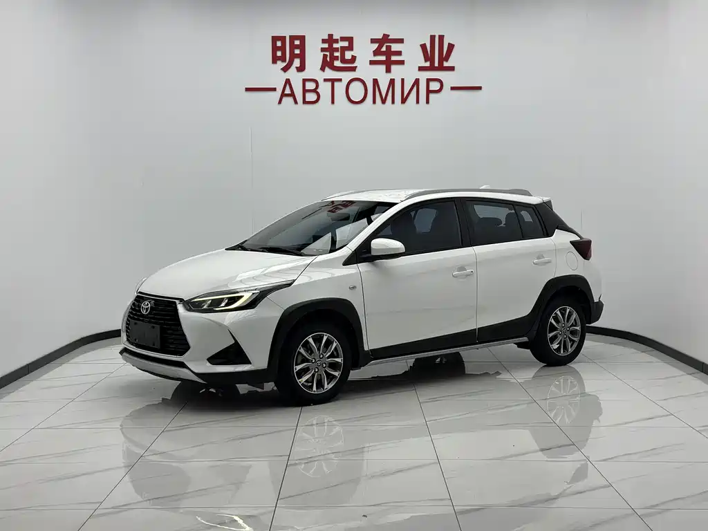 Toyota Yaris L 2022