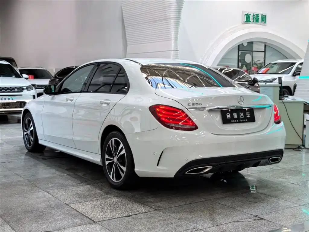 Mercedes-Benz C-Class 2017 — фото 4