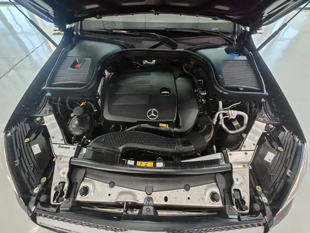 Mercedes-Benz GLC 2020 — фото 19