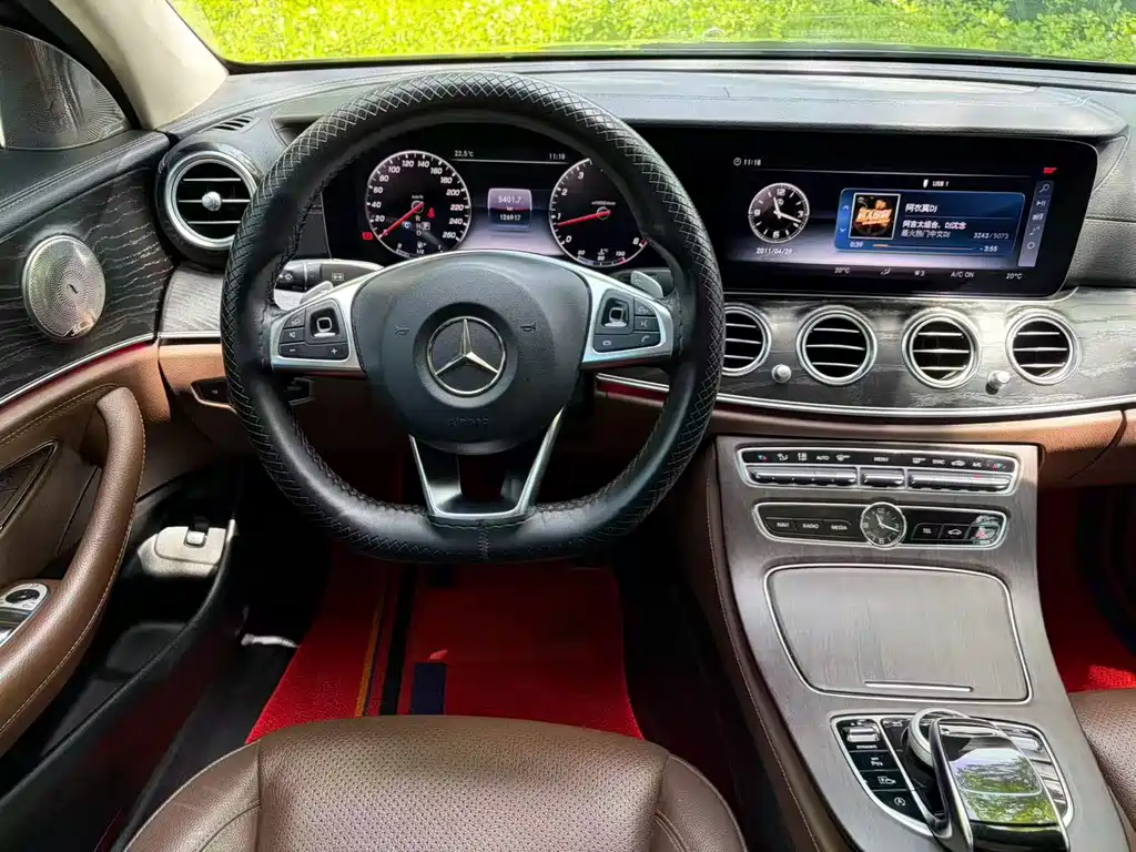 Mercedes-Benz E-Class 2018 — фото 6