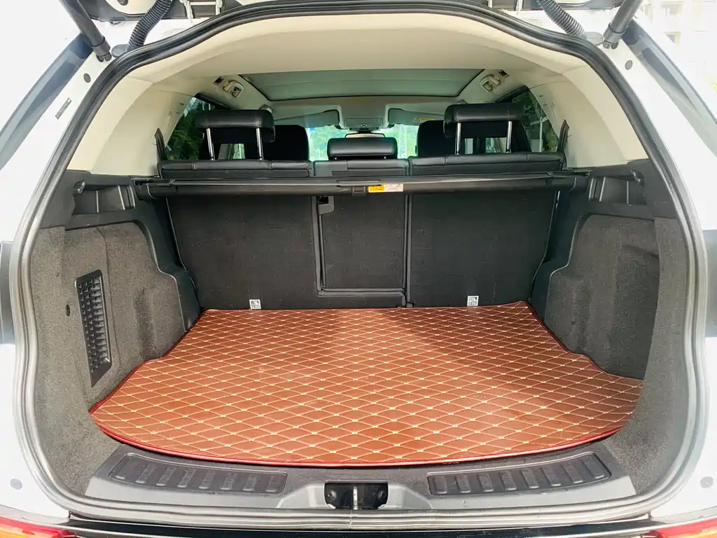 Land Rover Discovery Sport 2019 — фото 14