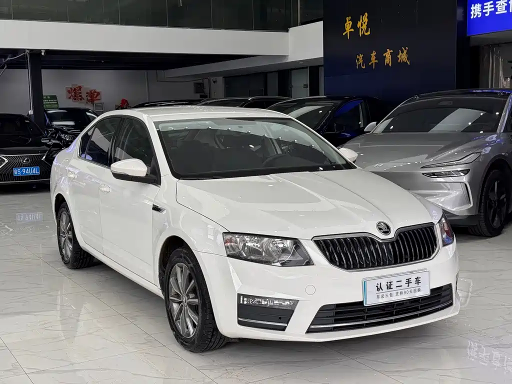 Skoda Octavia 2016 — фото 3
