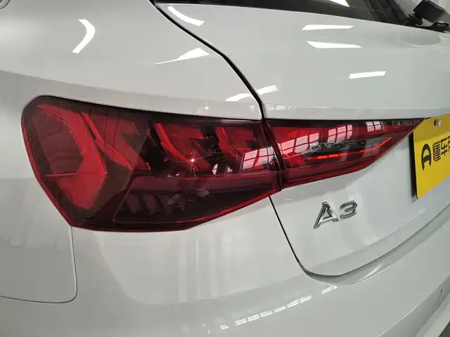 Audi A3 2022 — фото 8
