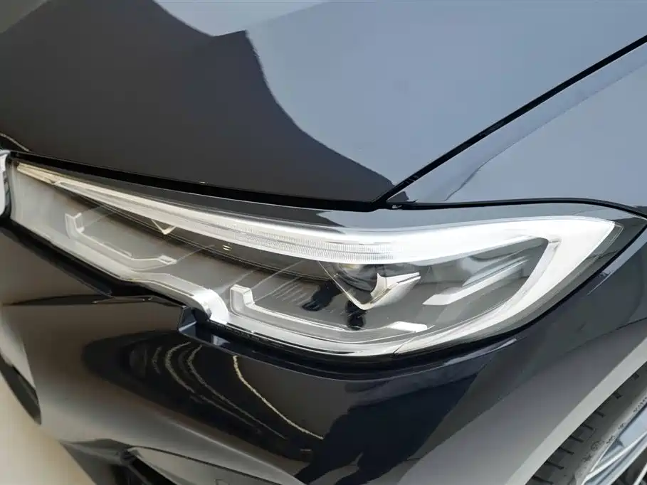 BMW 3 Series 2022 — фото 14