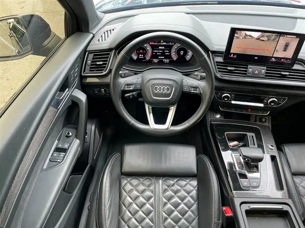 Audi Q5L Sportback 2022 — фото 6