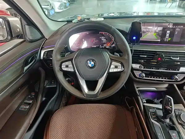 BMW 5 Series 2020