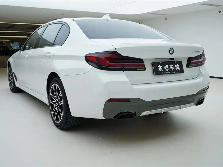 BMW 5 Series 2023