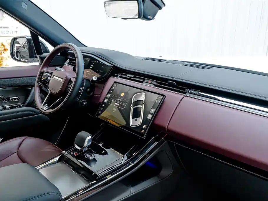 Land Rover Sport 2024 — фото 14