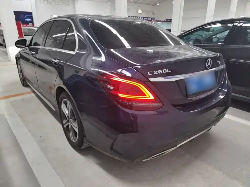 Mercedes-Benz C-Class 2020