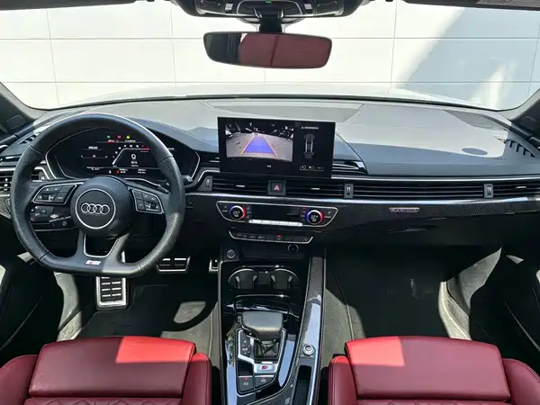 Audi S4 2024
