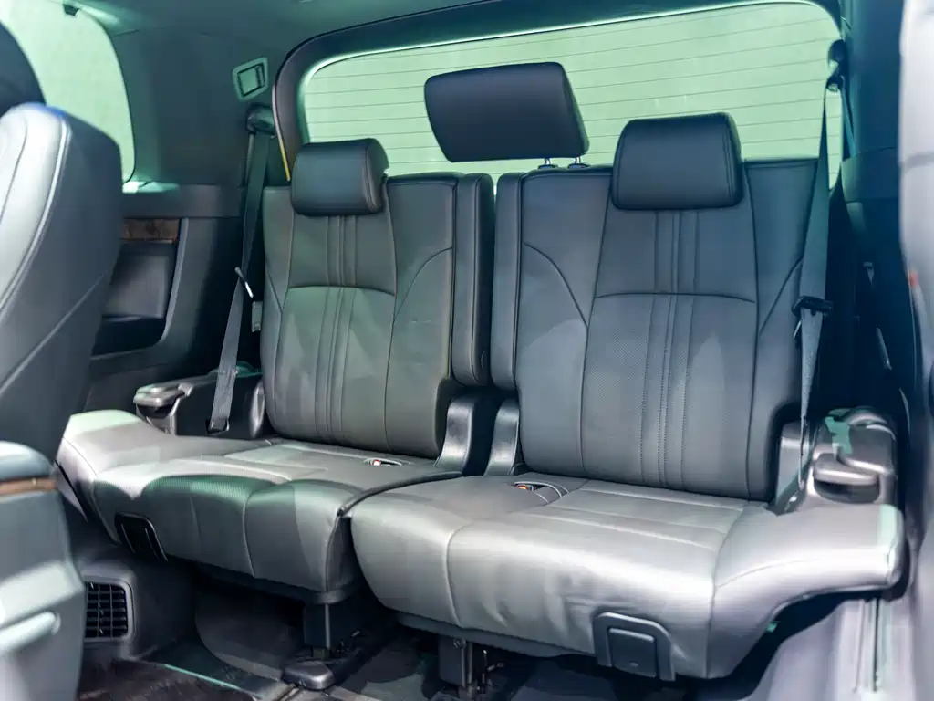 Toyota Alphard 2020 — фото 12