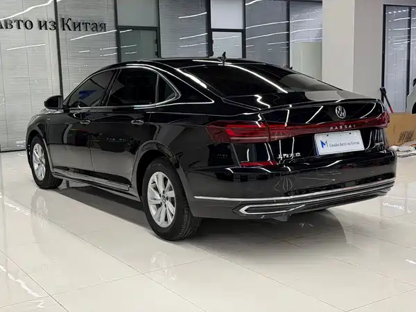 Volkswagen Passat 2022