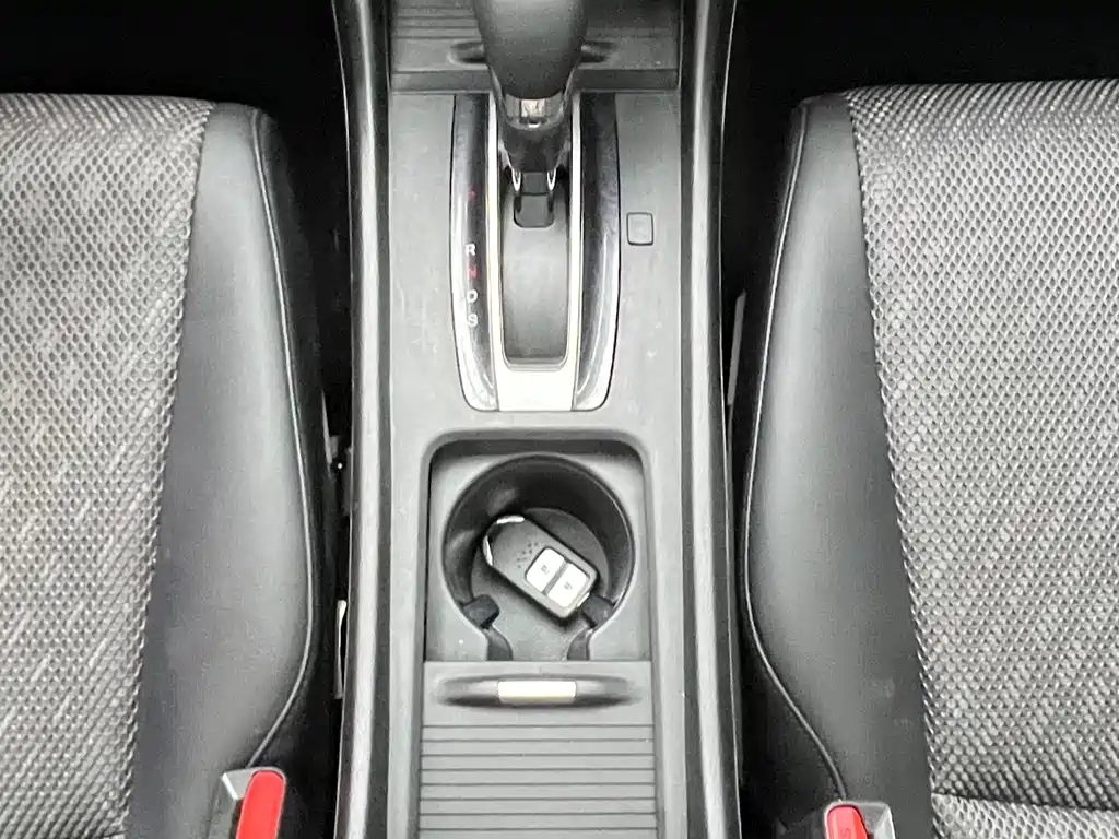 Honda Jade 2017 — фото 16