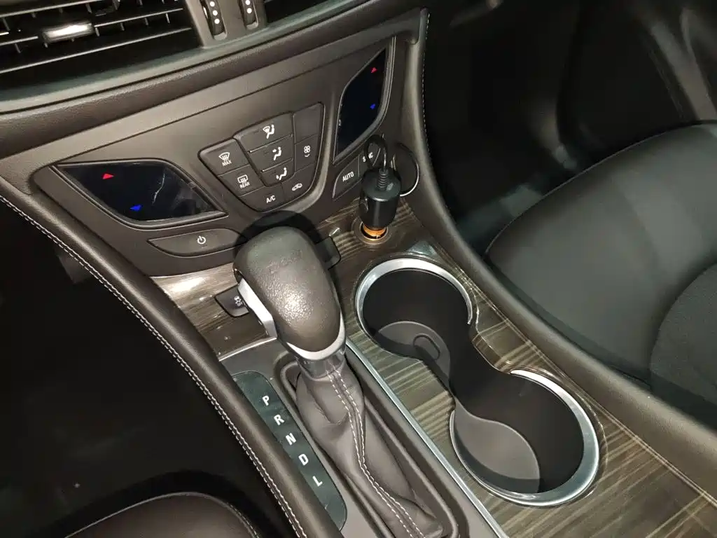 Buick Envision Plus 2020 — фото 17