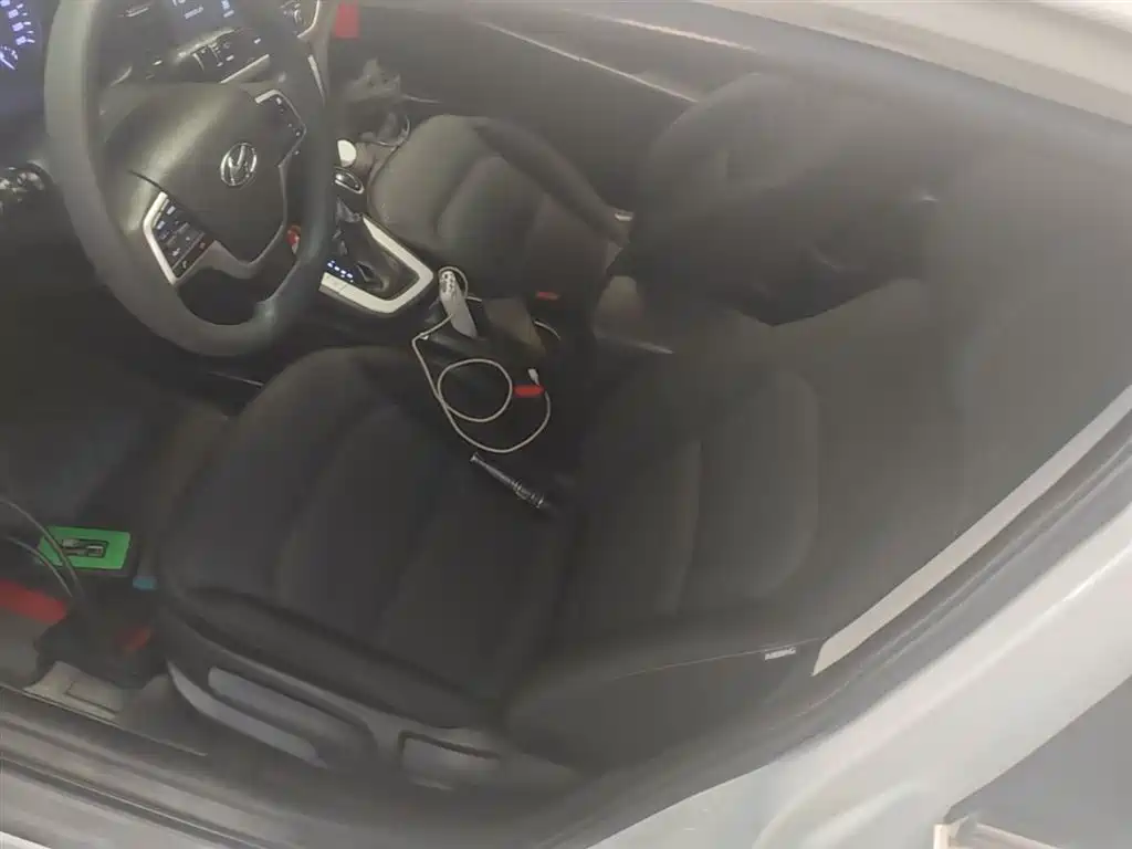 Hyundai Elantra 2018 — фото 15