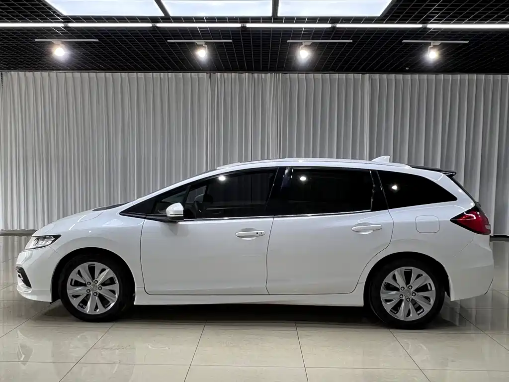 Honda Jade 2017