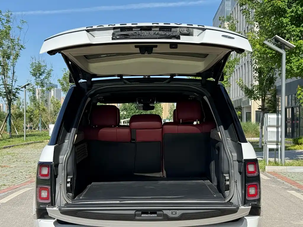 Land Rover Range Rover 2019 — фото 18