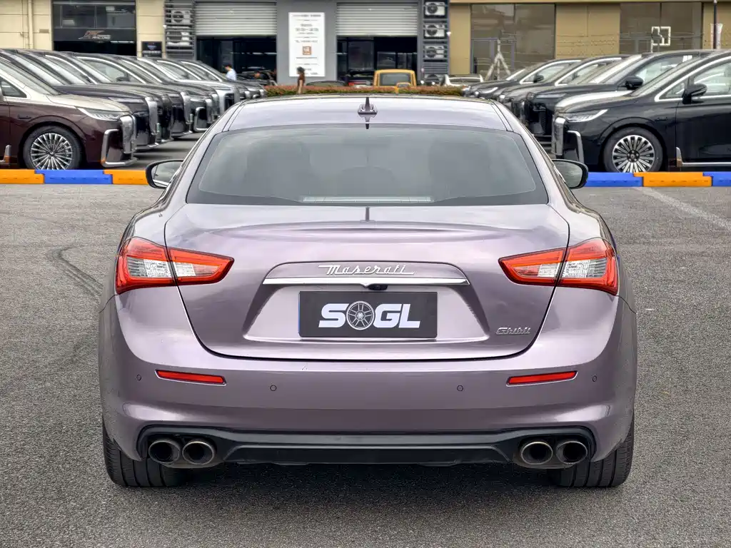 Maserati Ghibli 2019 — фото 15