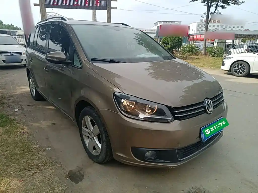 Volkswagen Touran 2015