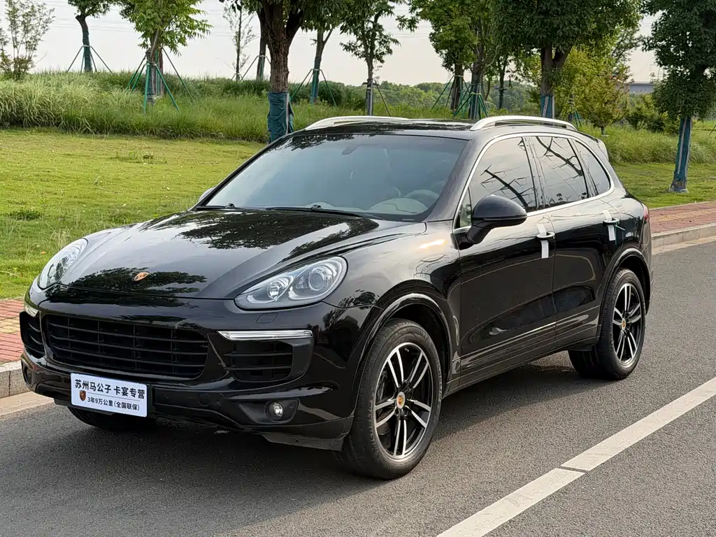 Porsche Cayenne 2017 — фото 1