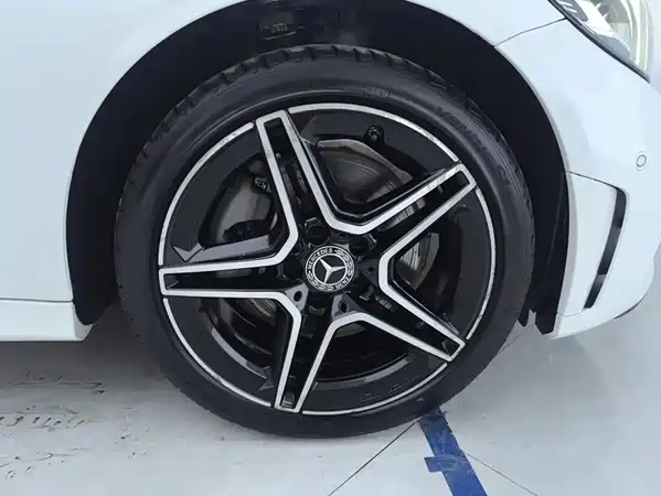Mercedes-Benz C-Class 2021