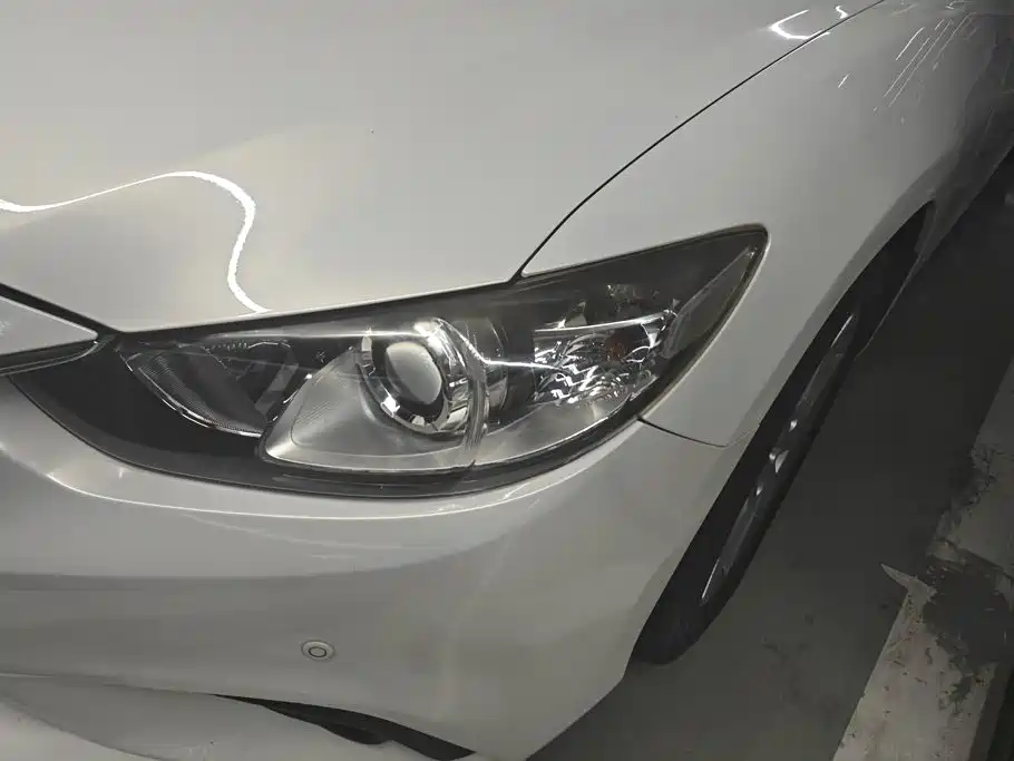 Mazda Atenza 2015