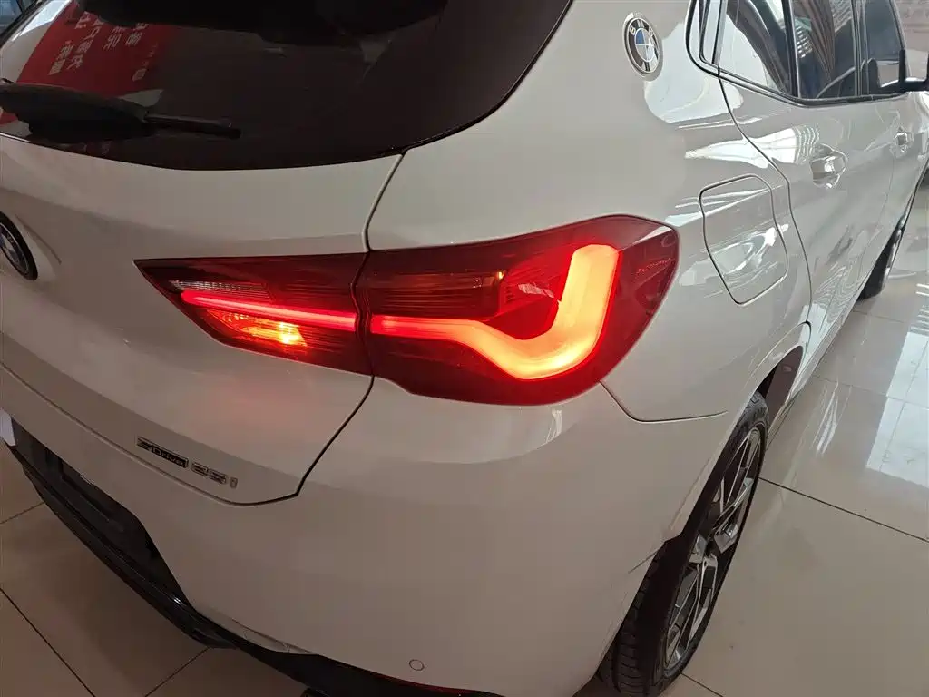 BMW X2 2022 — фото 8