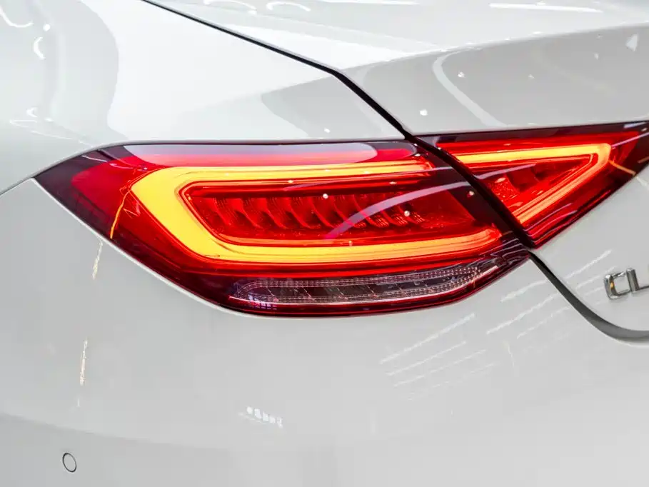 Mercedes-Benz CLS 2020 — фото 9