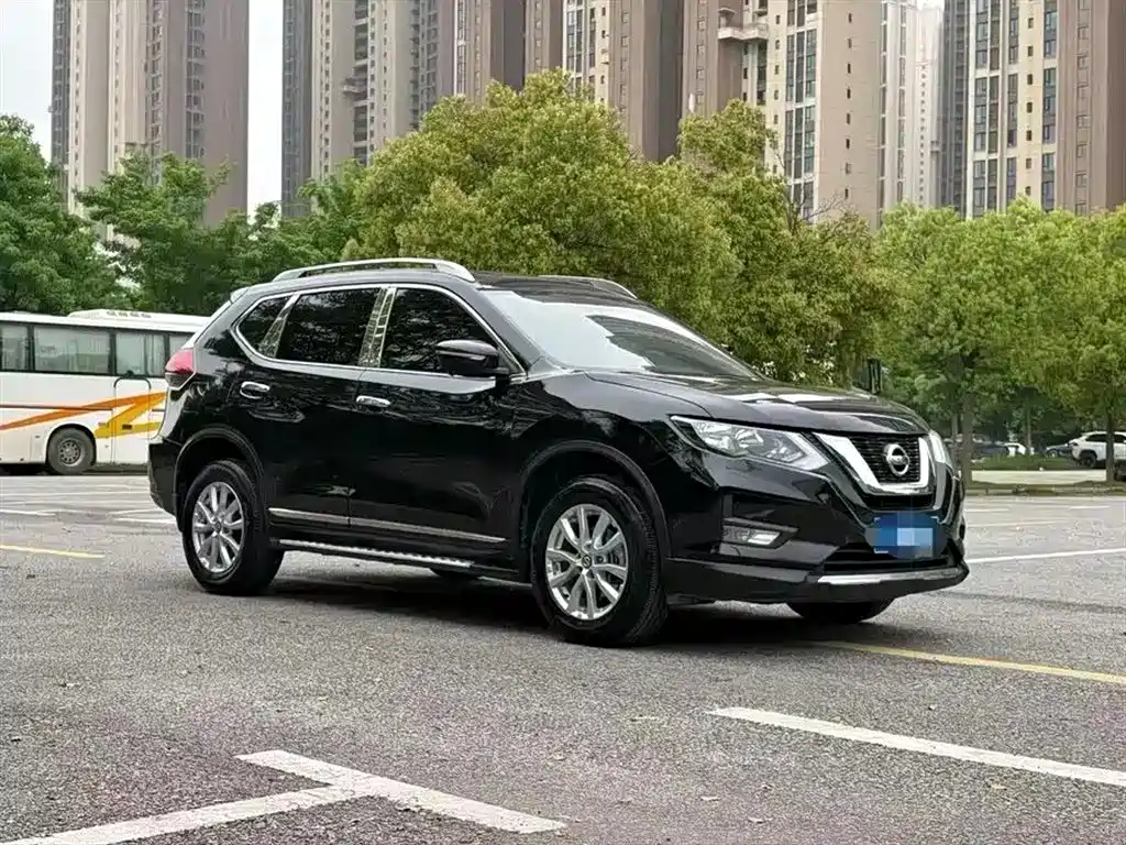 Nissan X-Trail 2020 — фото 2