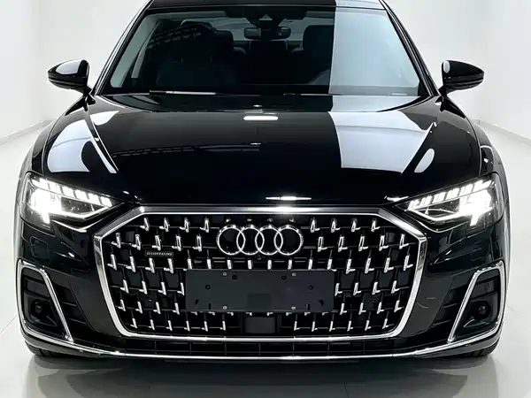 Audi A8 2024