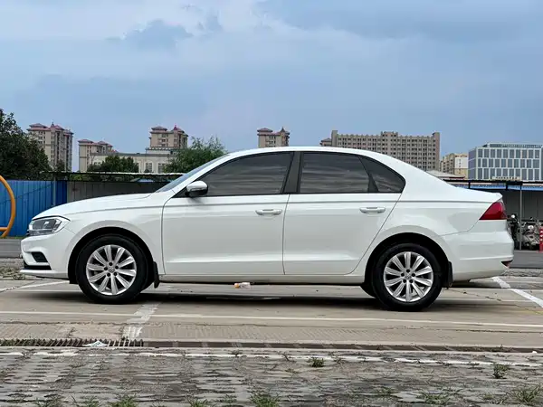Volkswagen Bora 2023
